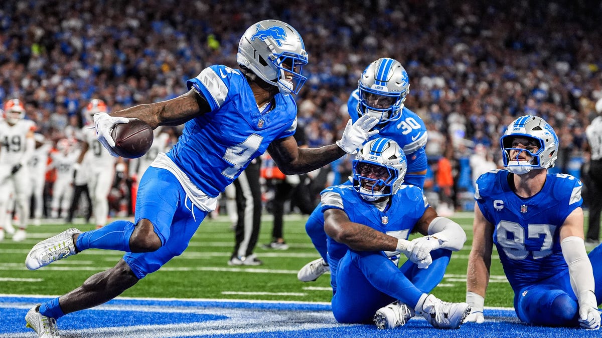 D.J. Reed in, 3 defensive starters out