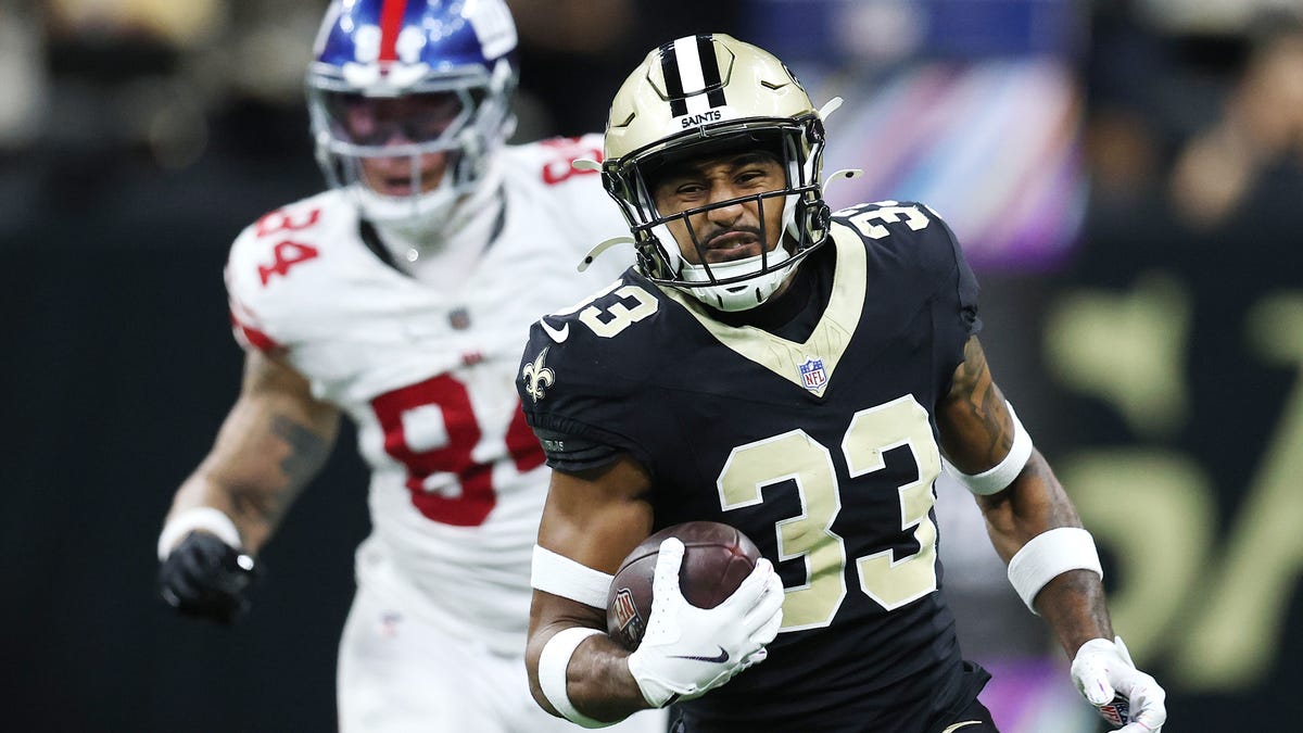 How does each Saints rookie grade out based on the first 10 games?