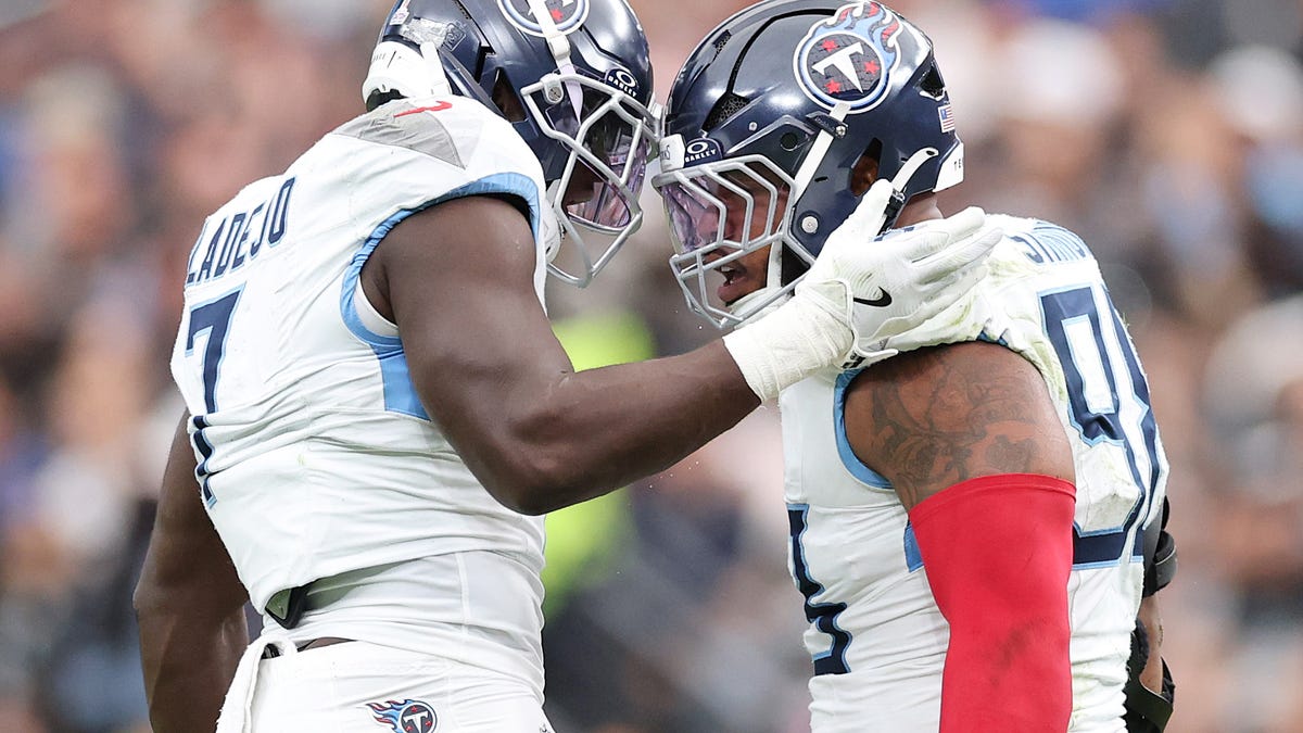 Where to watch Titans-Texans NFL game live today. Time, TV, how to stream