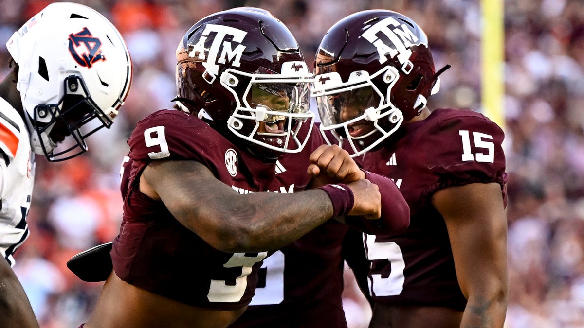 Texas A&M's Cashius Howell should be considered a top NFL Draft pick