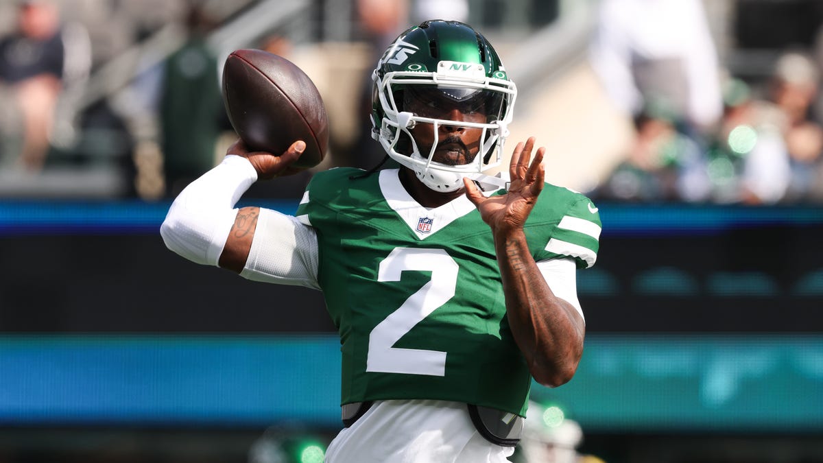 New York Jets to bench Justin Fields, Tyrod Taylor to start vs. Ravens
