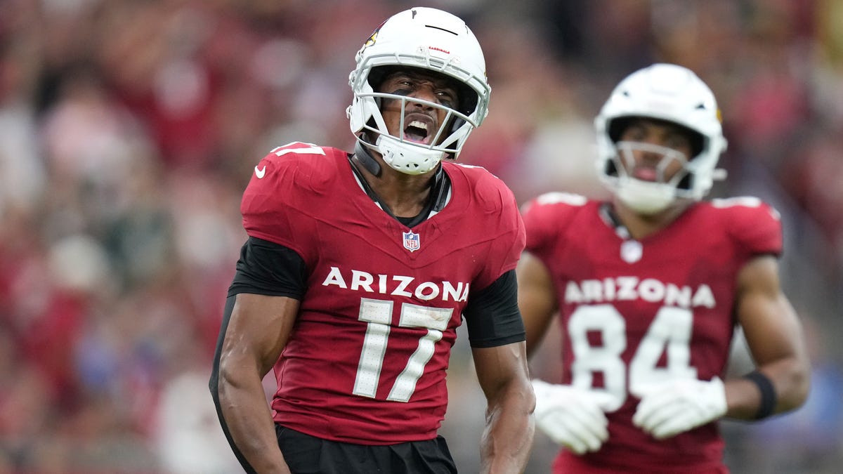 Cardinals' Zay Jones lost for season, Burke gets major playing time