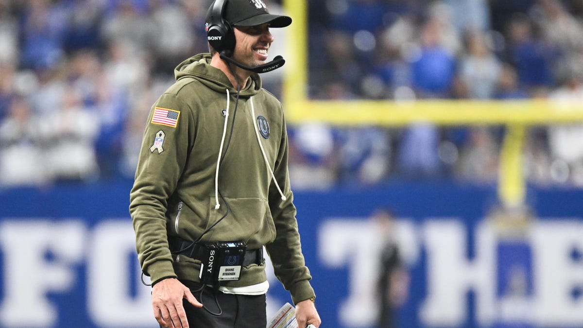 Which team has advantage in Week 13 game?