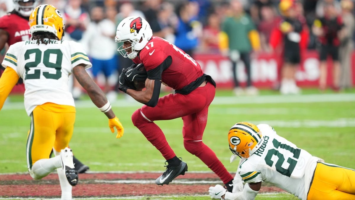 Zay Jones injury update, status vs. Cowboys in Week 9