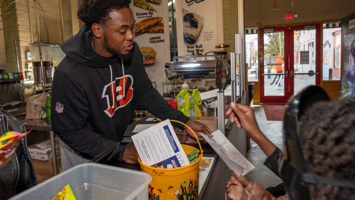 The Bengals can't give joy on the field or on Halloween