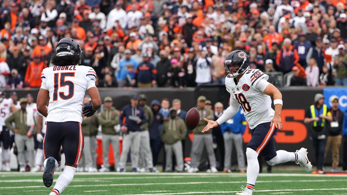 Bears HC Ben Johnson discusses trick plays vs. Bengals
