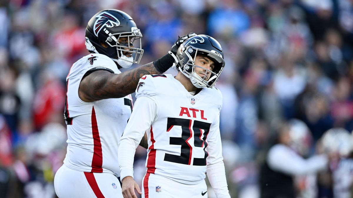 Parker Romo reacts to missed kick