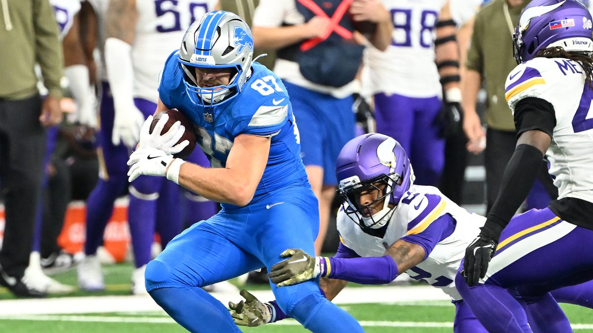 Sam LaPorta undergoes procedure on back