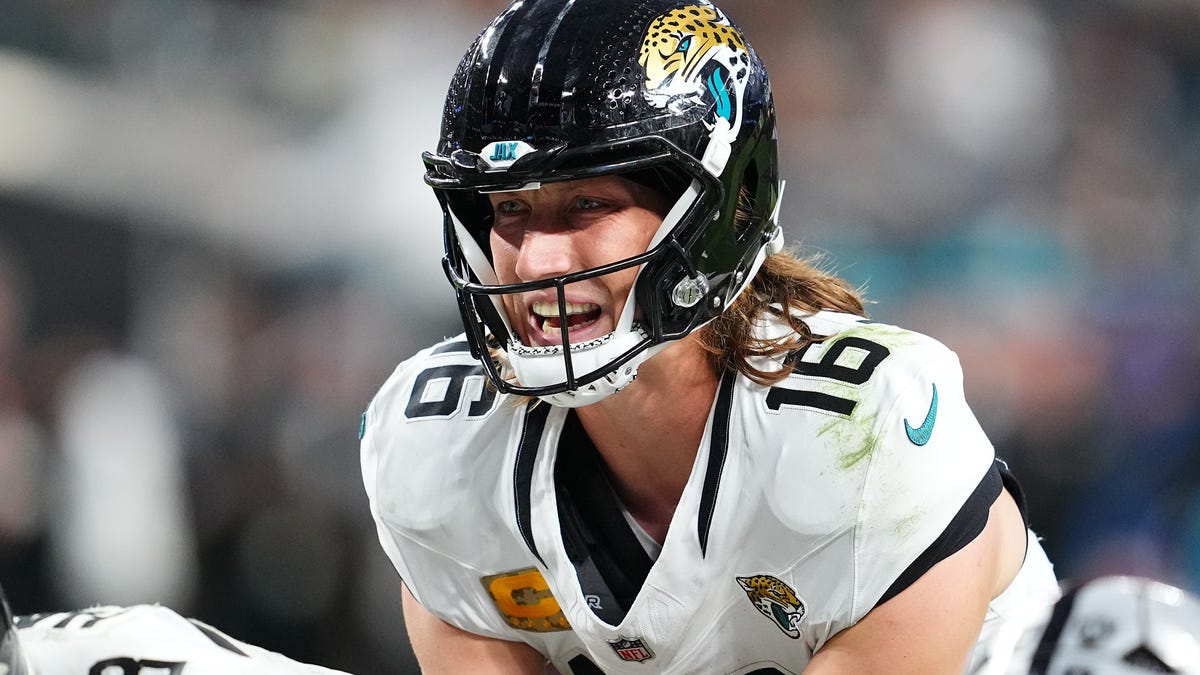 Announcers set for Week 10 game