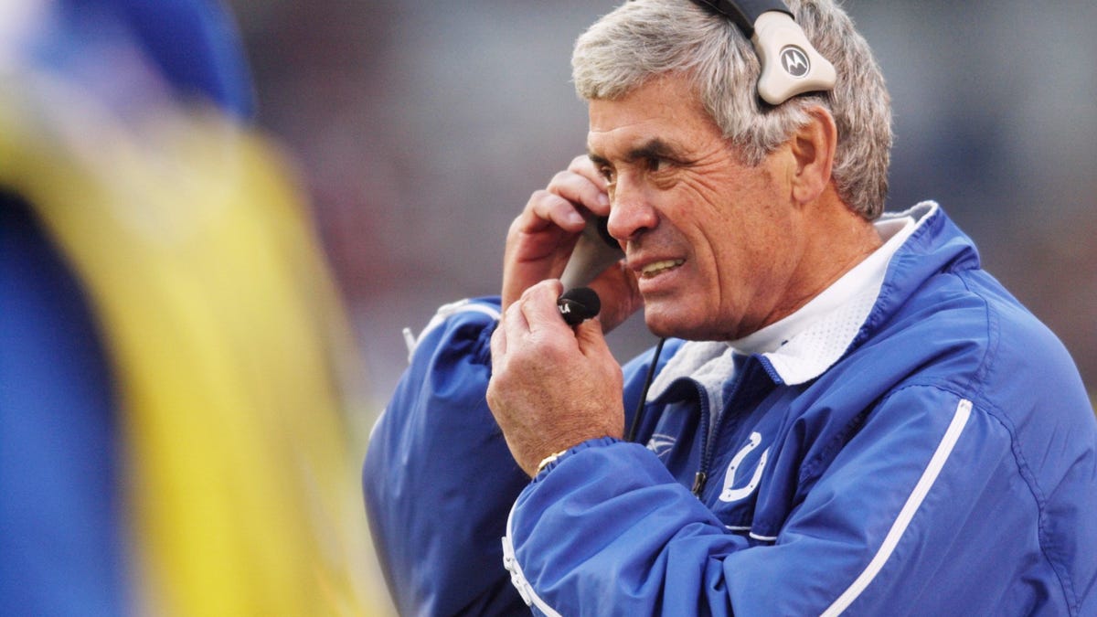 90-year-old Jim Mora delightfully recreated his 'Playoffs?!" rant
