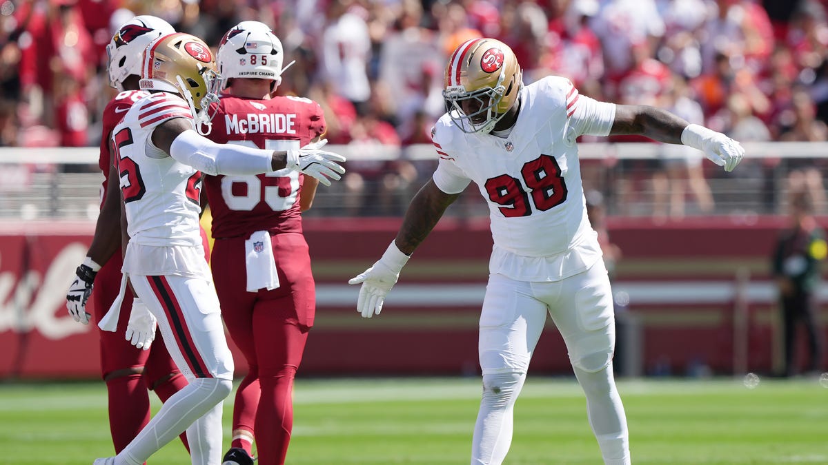 49ers place Mykel Williams on IR, activate Ben Bartch and elevate two