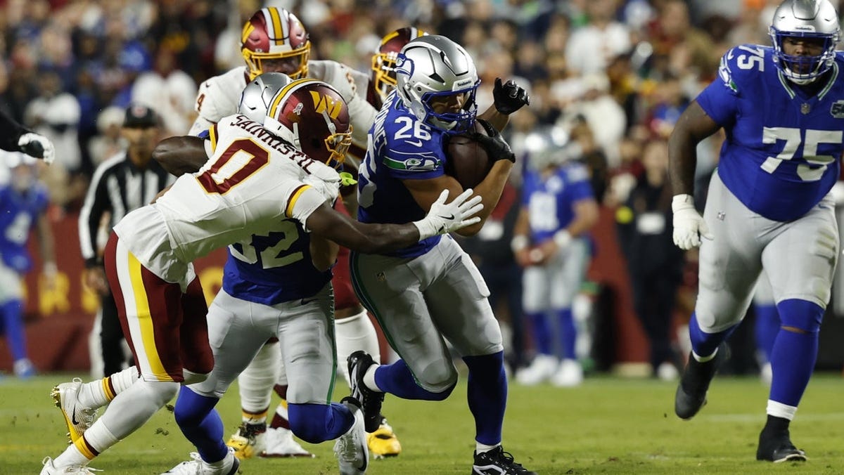 Zach Charbonnet player props odds, tips and betting trends for Week 10