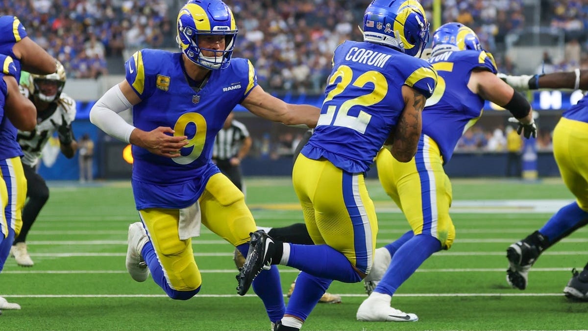 Blake Corum player props odds, tips and betting trends for Week 10