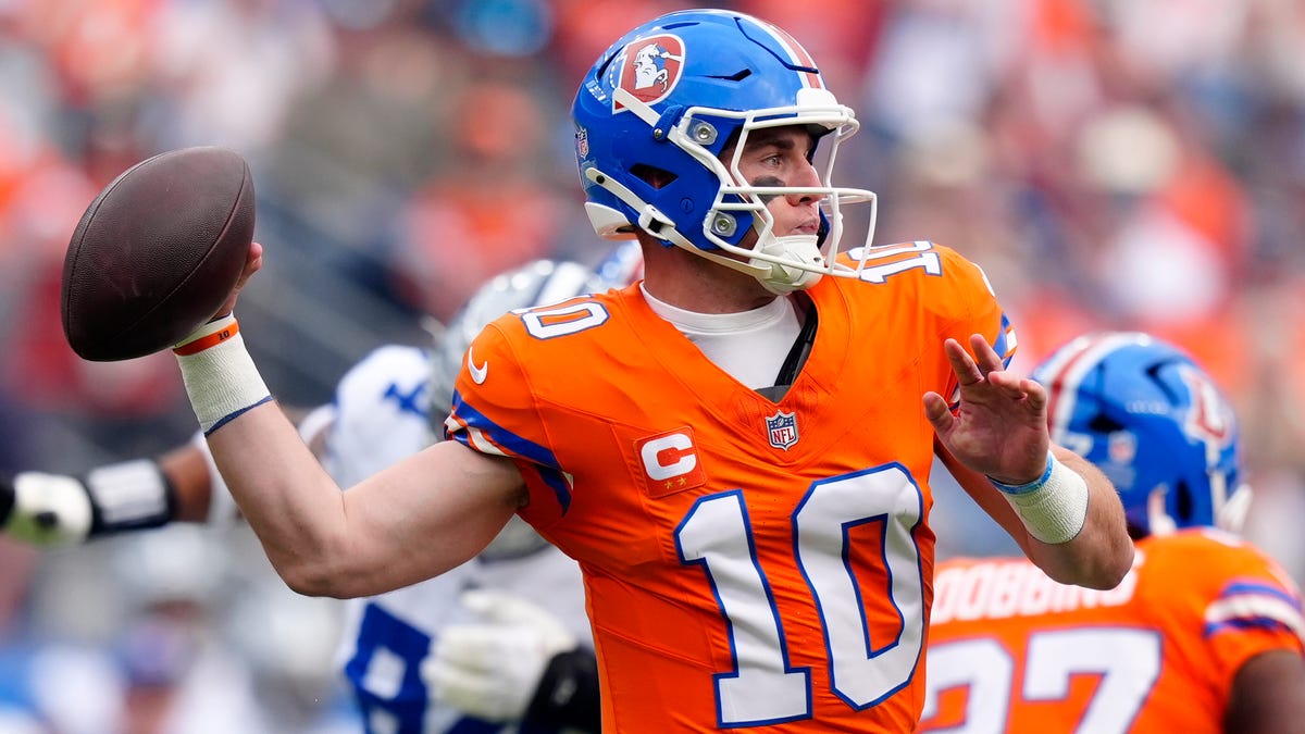 Thursday Night Football time, TV, streaming for Raiders-Broncos tonight