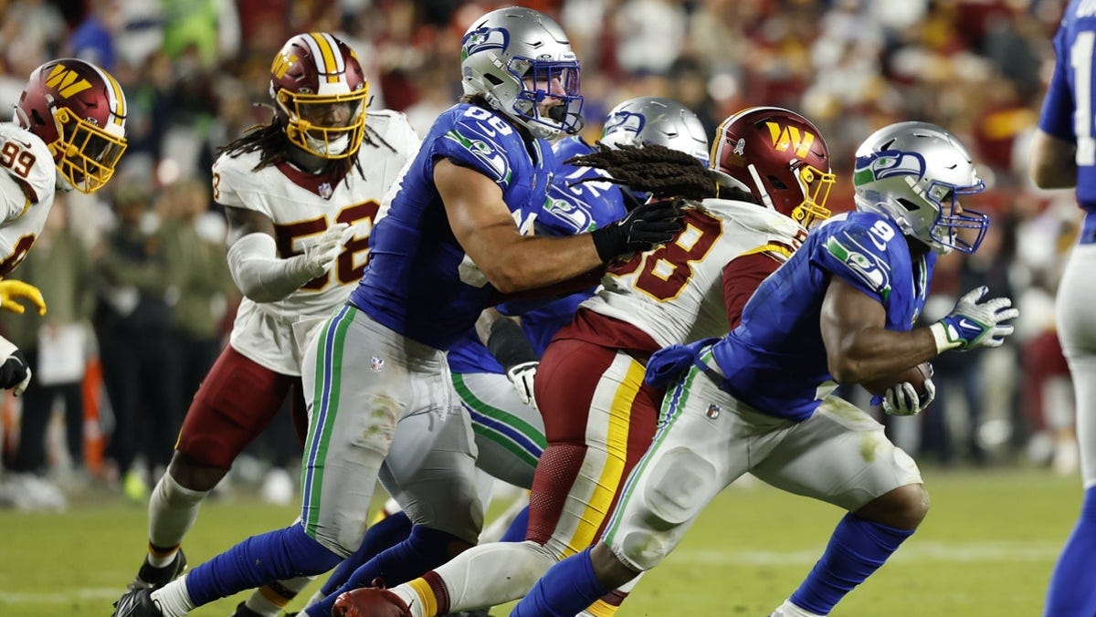 Seahawks vs. Cardinals spread, line, over/under