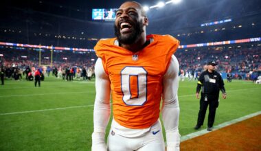 Jonathon Cooper playing through broken thumb