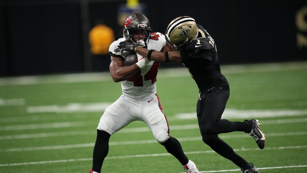 Sean Tucker injury update, status vs. Patriots in Week 10