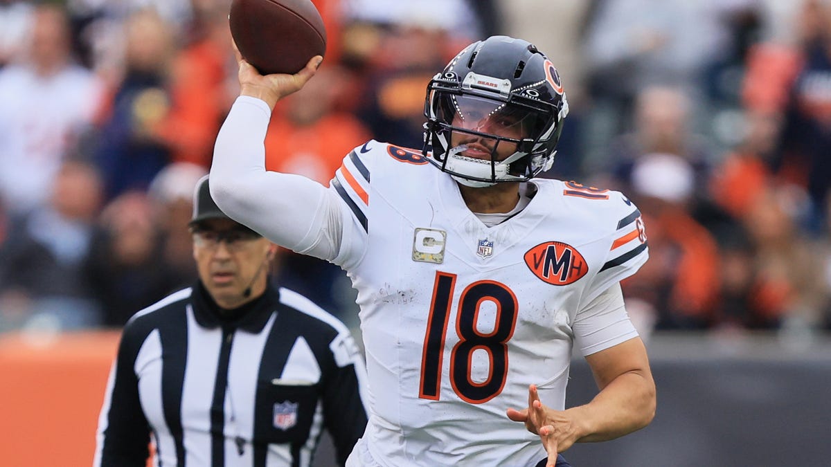 Giants at Bears odds, picks and predictions