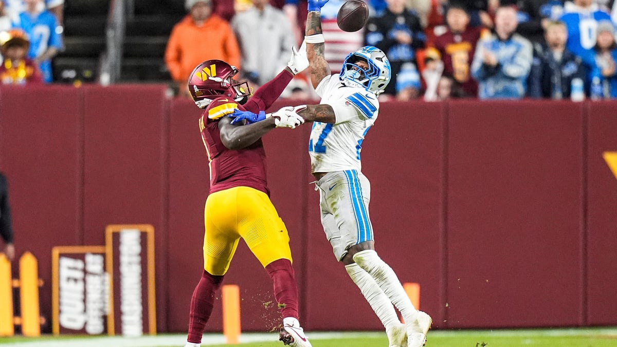 Week 11 fantasy start/sit vs. Dolphins