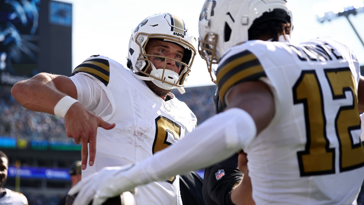 Panthers OLB Nic Scourton calls out teammates after Week 10 loss