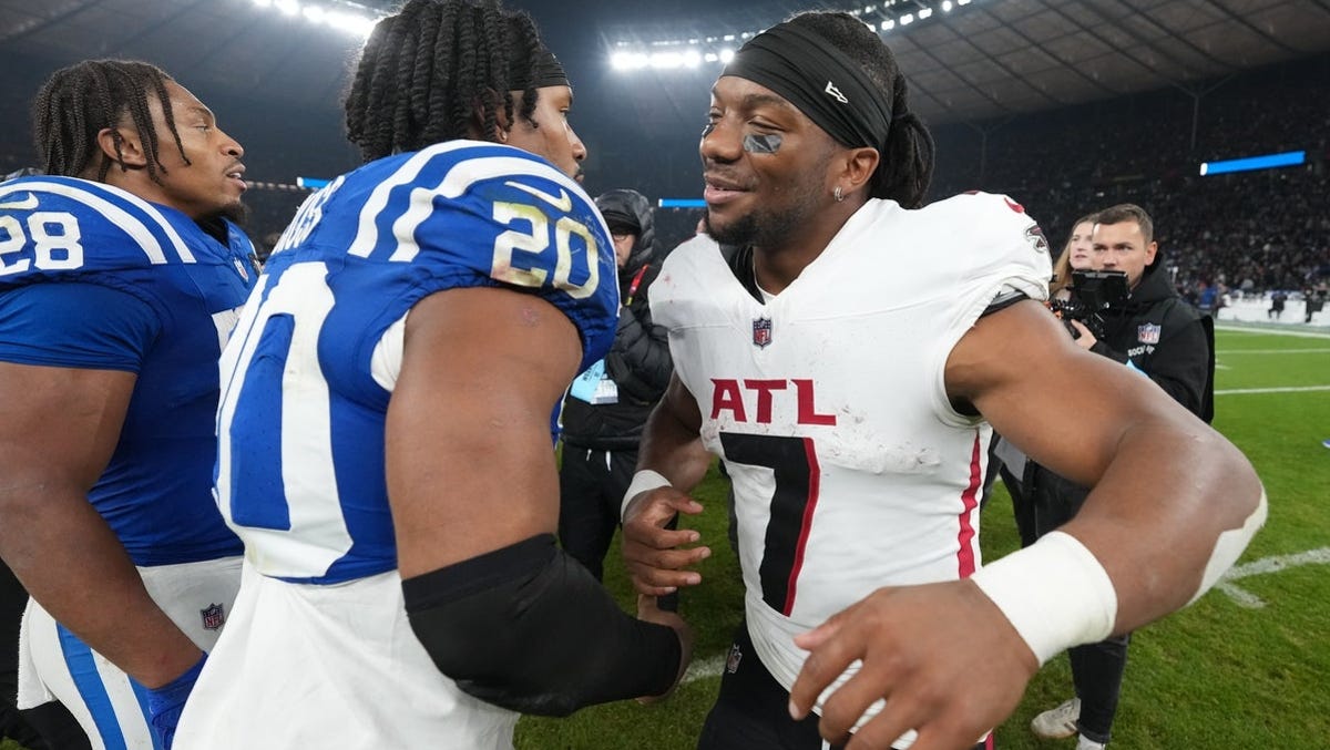 Bijan Robinson player props odds, tips and betting trends for Week 11