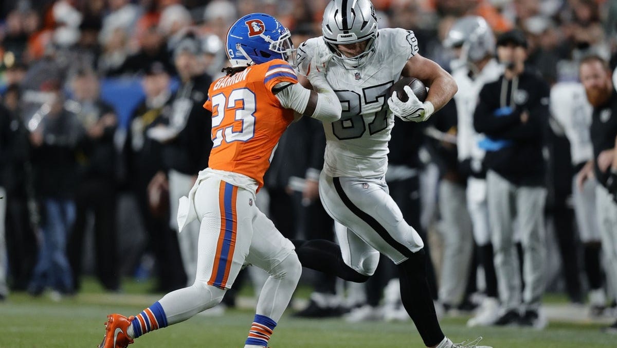 Michael Mayer injury update, status vs. Chargers in Week 13