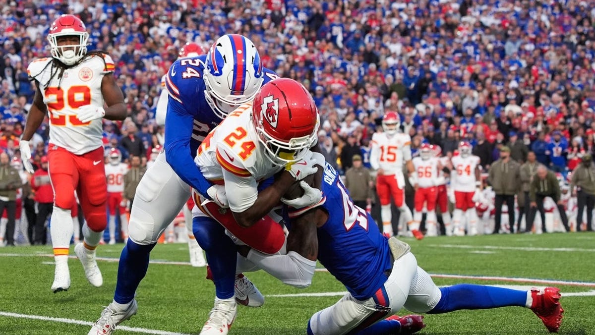 Brashard Smith player props odds, tips and betting trends for Week 12