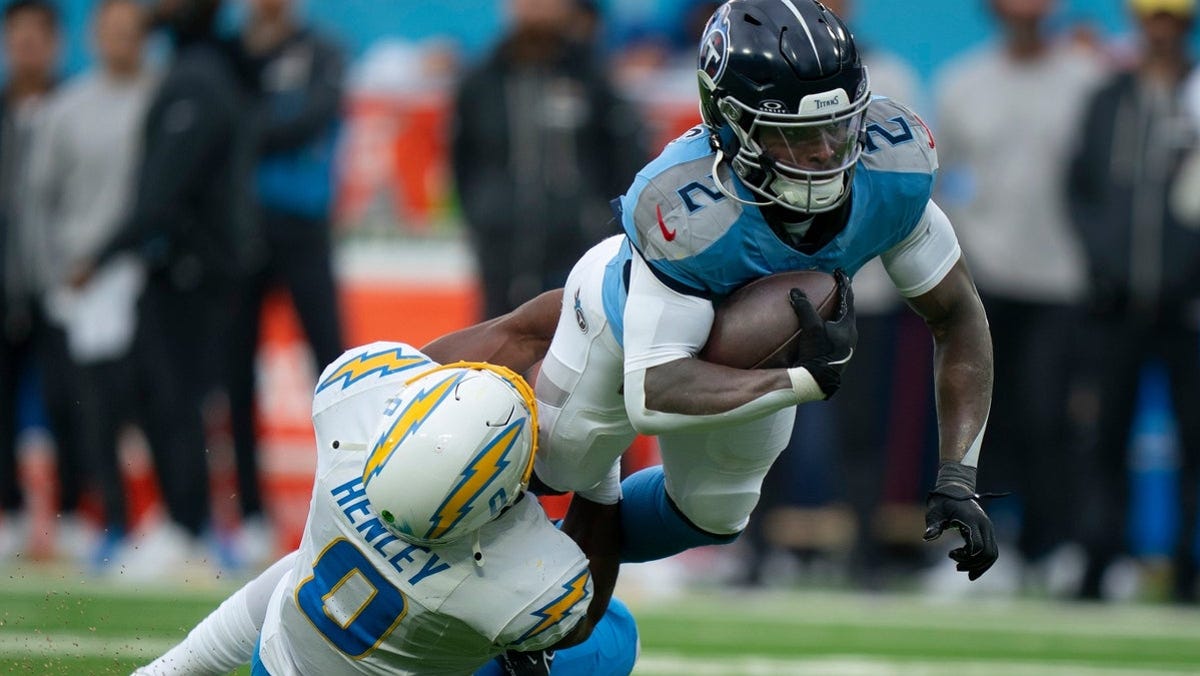 Tyjae Spears player props odds, tips and betting trends for Week 11