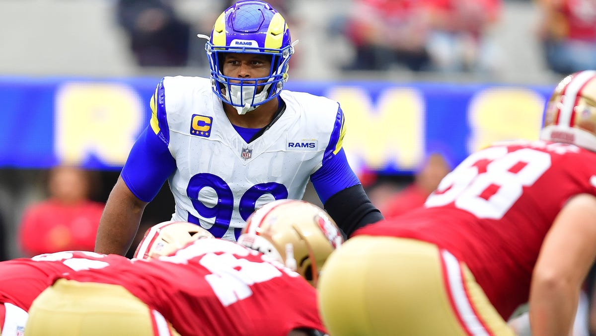 Aaron Donald roasts 49ers and their fans after ugly loss to Rams