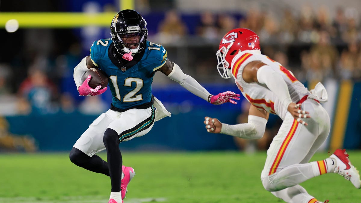 Jaguars rookie Travis Hunter undergoes season-ending knee surgery