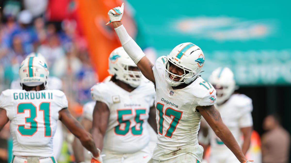 5 WRs to start or sit in fantasy football for Week 11