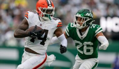 Get tickets to see Harold Fannin vs. the Raiders