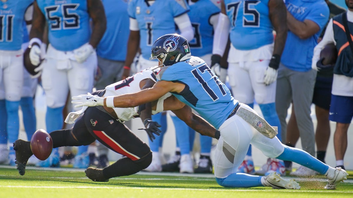Titans WR options with Calvin Ridley, Elic Ayomanor, Chimere Dike injuries
