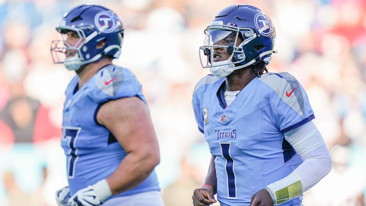 Seattle Seahawks vs Tennessee Titans picks, odds for NFL Week 12 game