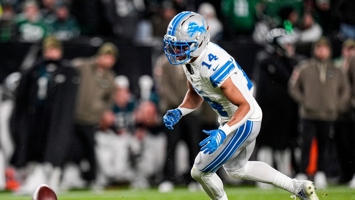 Buy Lions vs. Giants NFL football tickets Week 12