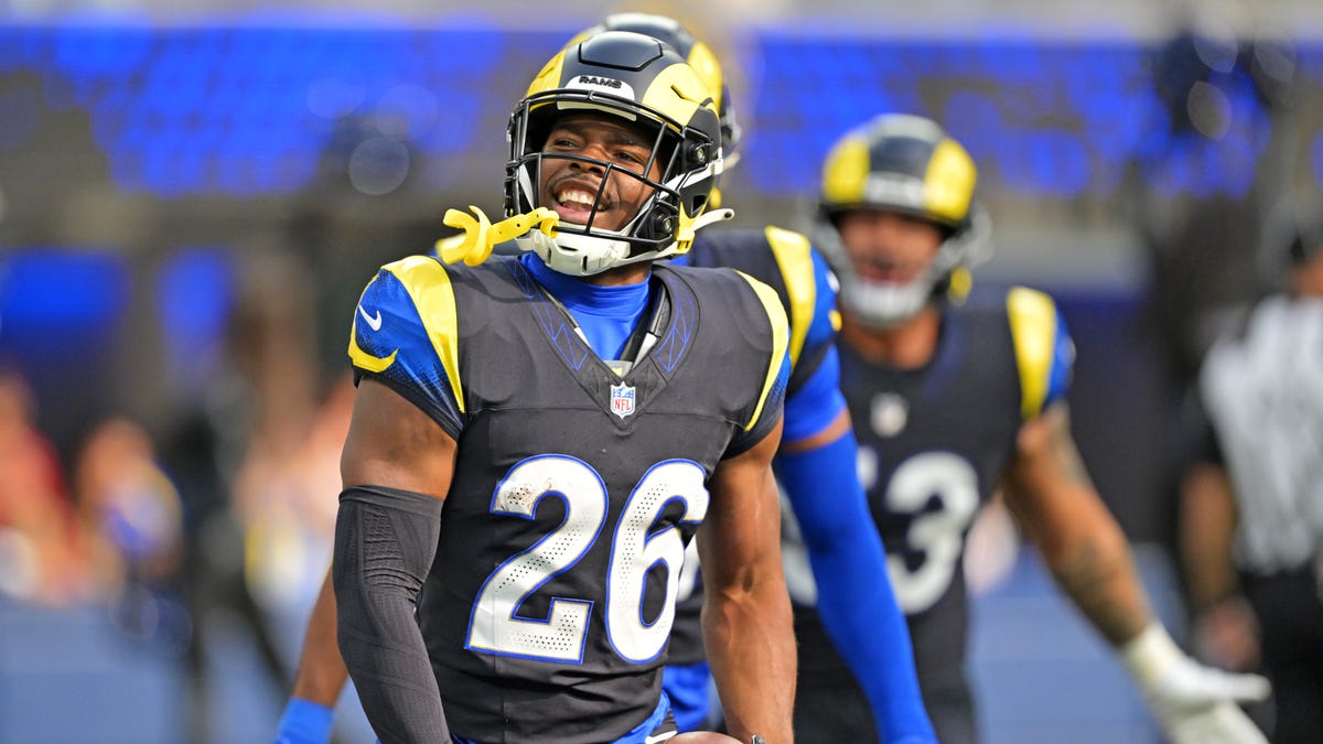 Defensive adjustment played pivotal role in Week 11 win