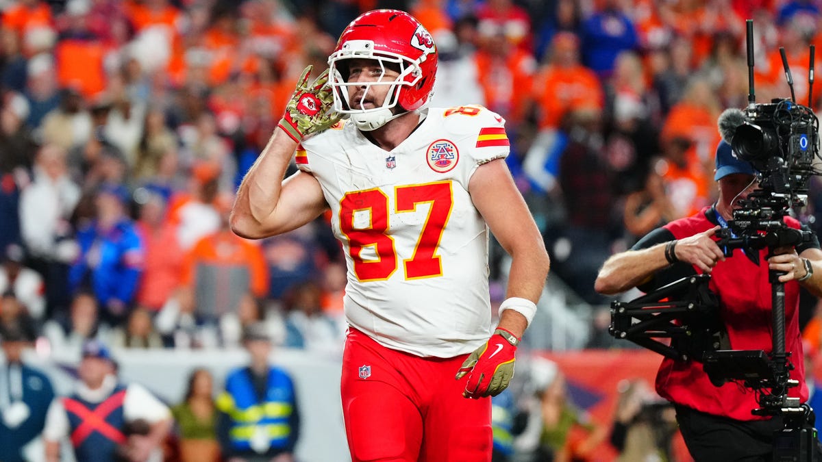 Travis Kelce was Chiefs' highest graded player in loss to Broncos
