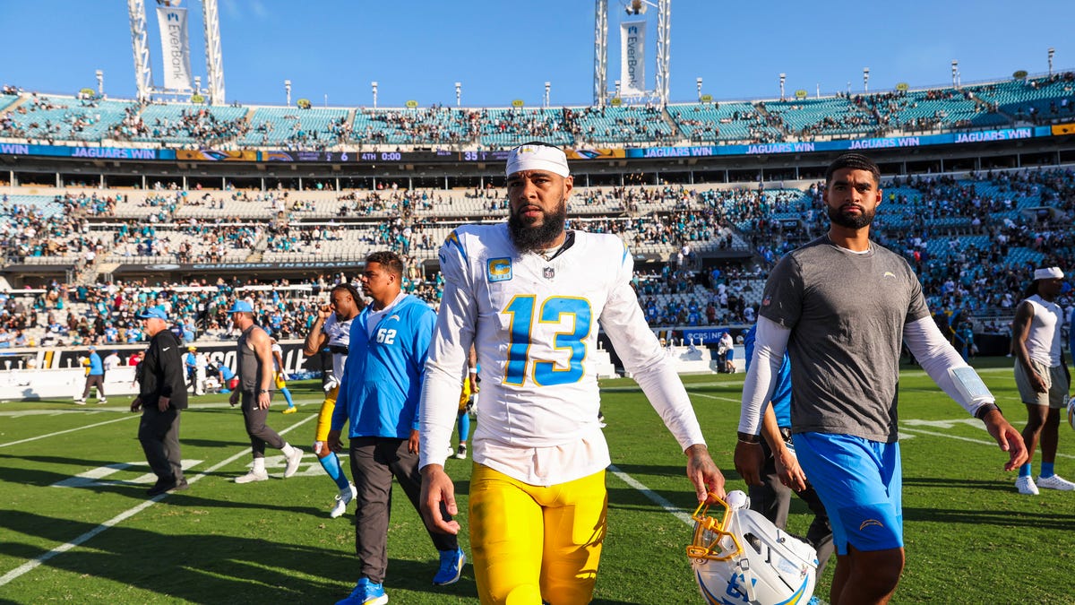 Chargers' playoff odds, remaining schedule, division standings