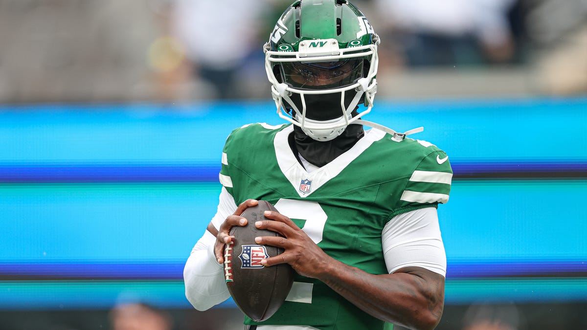 NY Jets vs. Ravens predictions. Expert picks for NFL Week 12 game