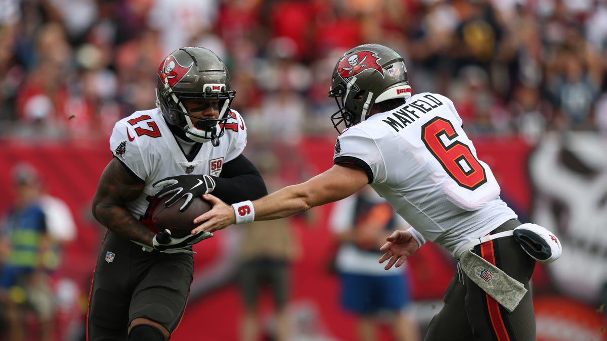 Shop the best Cyber Monday deals on NFL gifts for Buccaneers fans