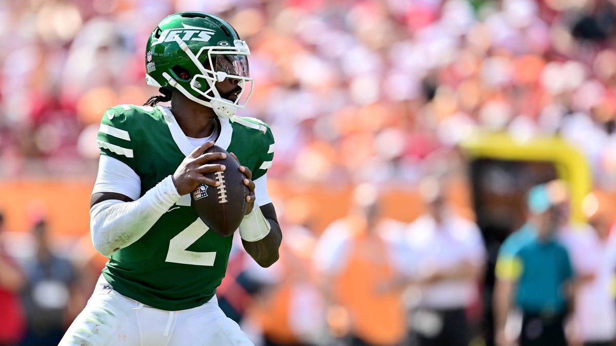 Tyrod Taylor and 5 his offensive teammates to watch