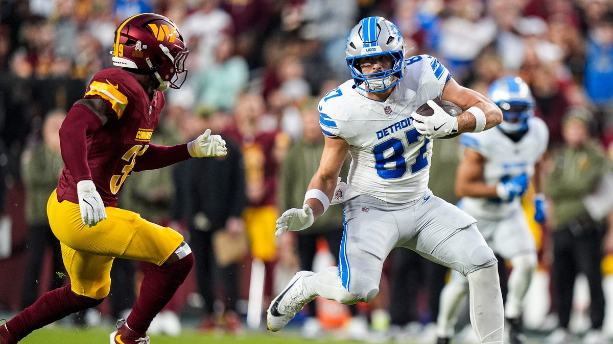 Lions TE to miss extended time