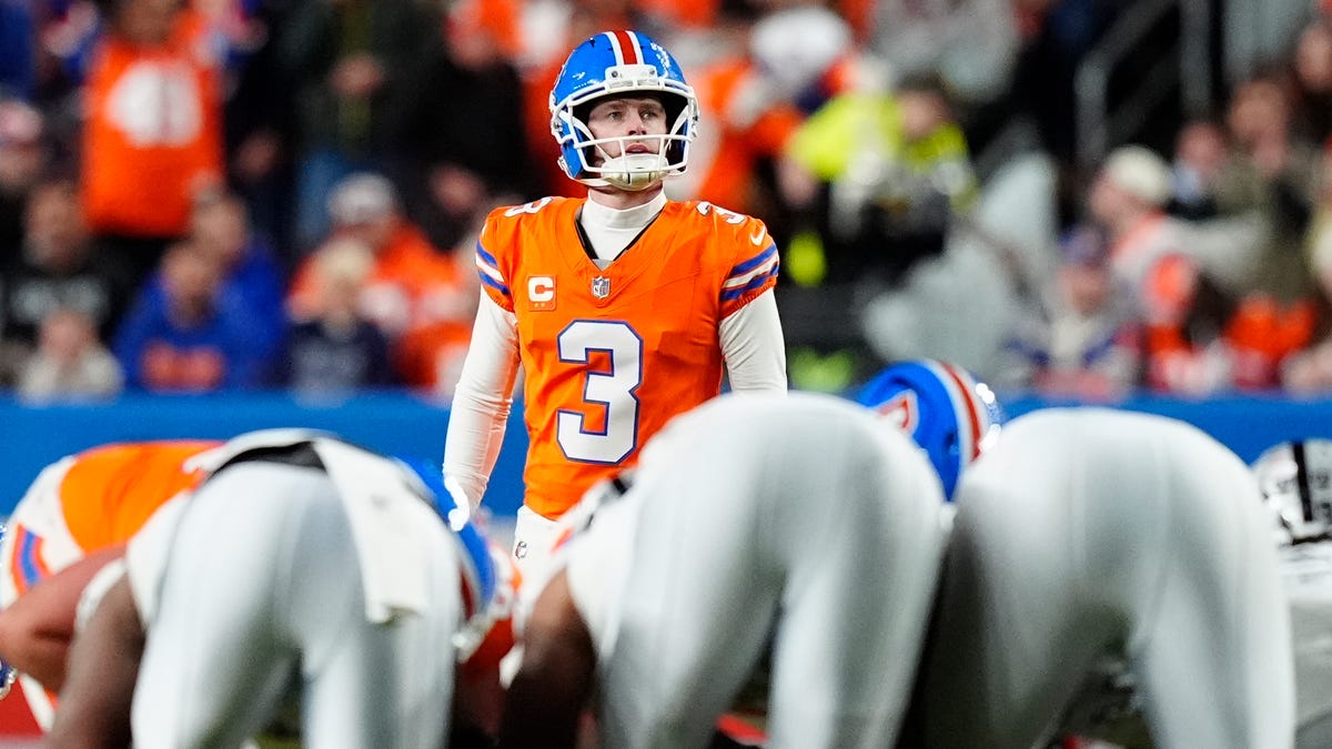 Broncos extend K Wil Lutz through 2028