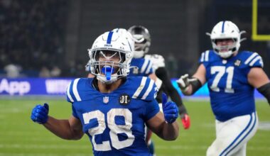 Colts at Chiefs odds, picks and predictions