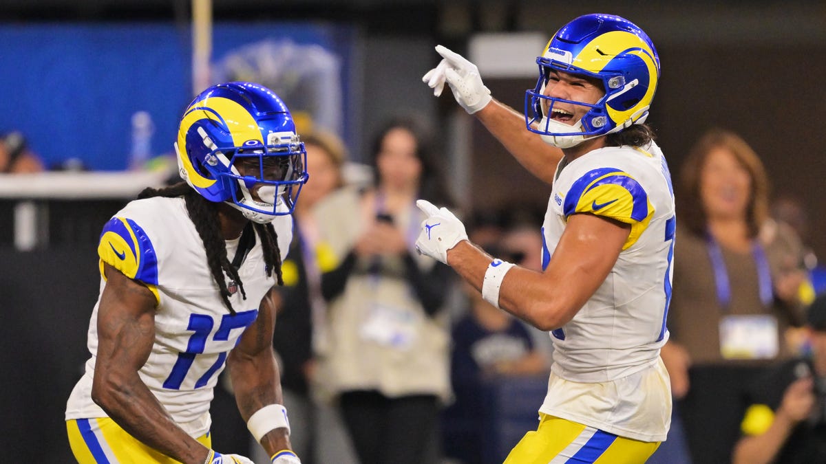 Rams make two statements in dominant win over Buccaneers