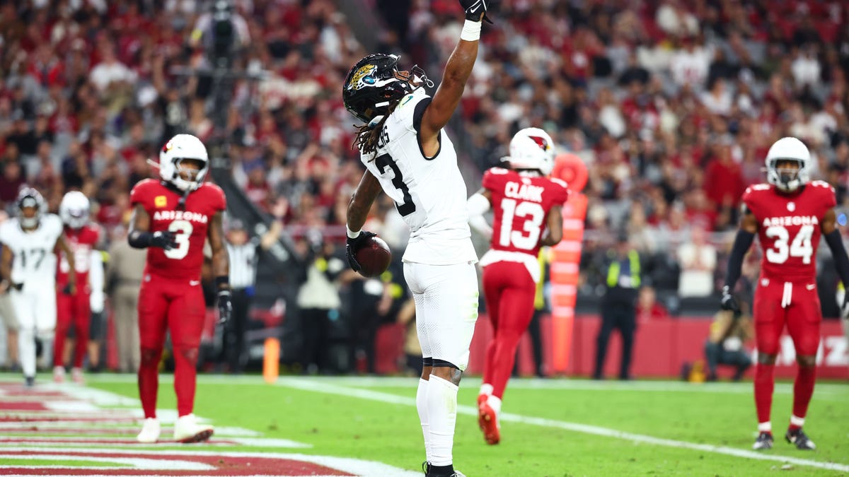 WR Jakobi Meyers making quick impact on Jacksonville Jaguars' offense