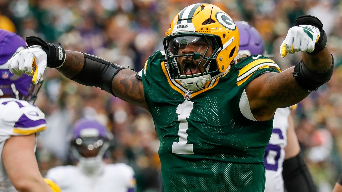 Fans chuckle at Fox putting Packers' Micah Parsons on Vikings, sort of