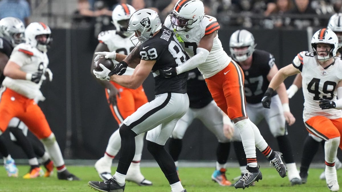 Get tickets to see Brock Bowers vs. the Chargers