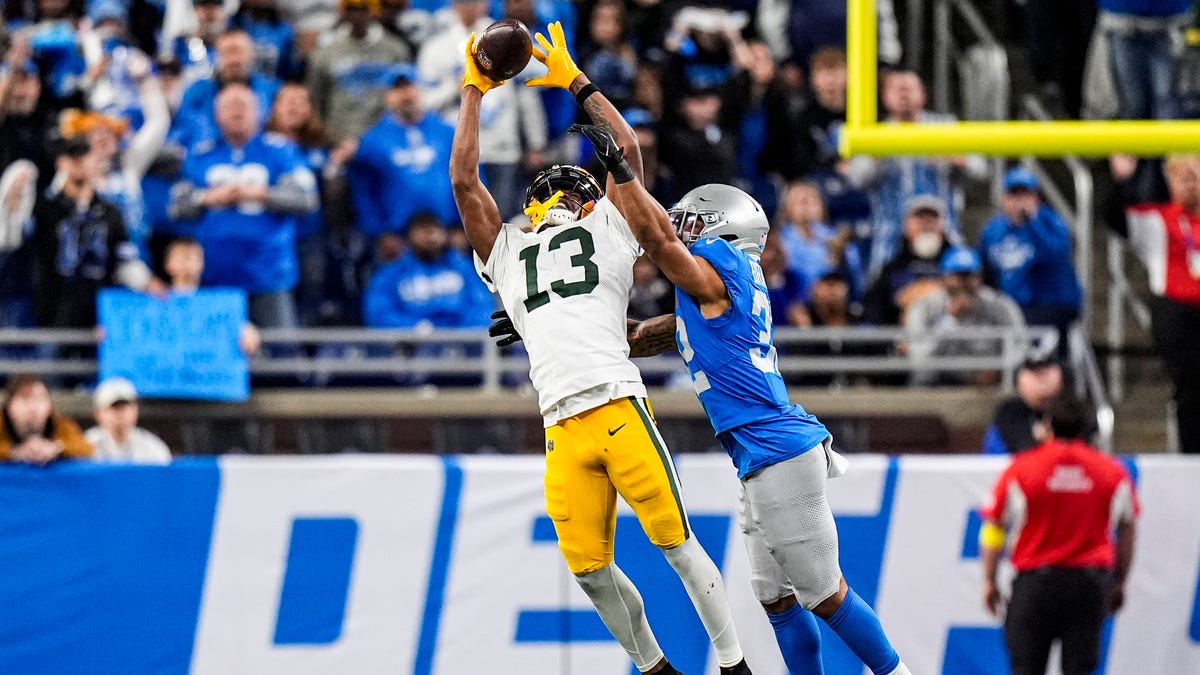 NFL social media reacts to Packers' fourth down heroics