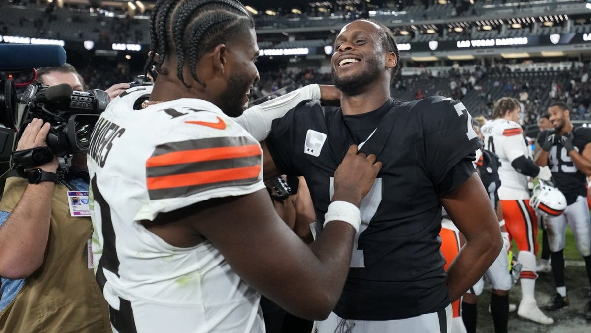 Chargers vs. Raiders spread, line, over/under